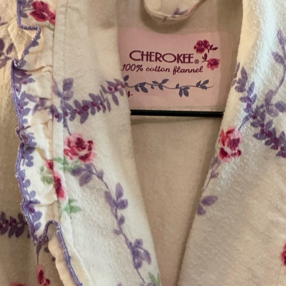 Floral Patterned Robe with Belt - Picture 3 of 5